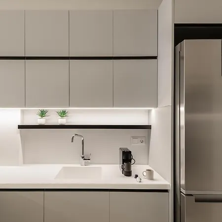 Апартаменты Innovative 2-br Futuristic Flat In Ladadika *